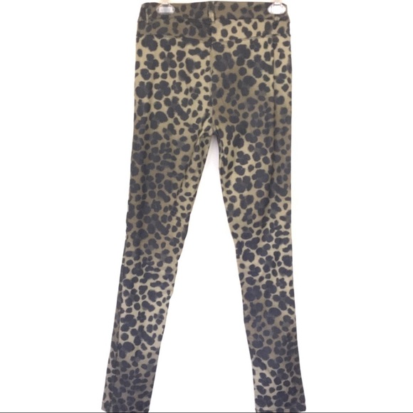 H & M Divided Green/Black Animal Print Jeggings - Picture 2 of 6